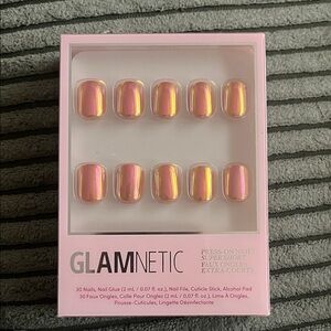 Glamnetic super short press on nails in papaya chrome